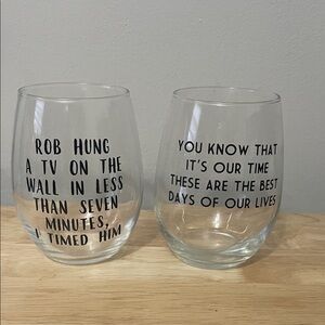 Set of 2 stemless wine glasses